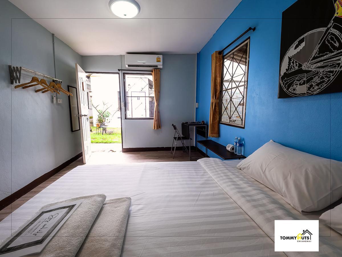 Hotel Tommy Huts Chiang Mai Exterior foto