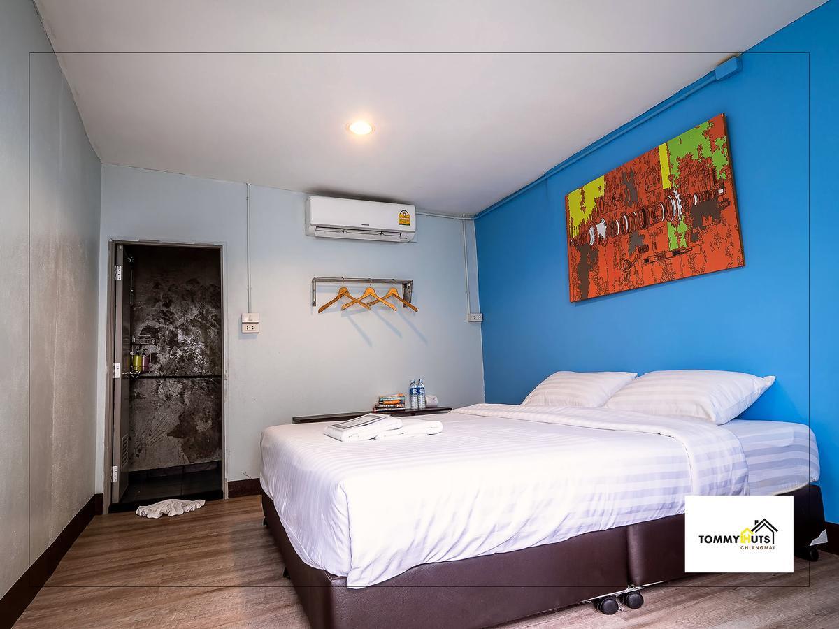 Hotel Tommy Huts Chiang Mai Exterior foto