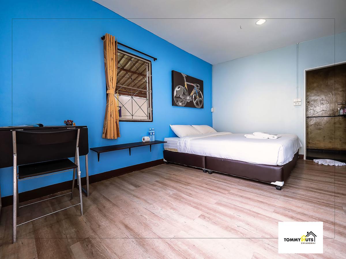Hotel Tommy Huts Chiang Mai Exterior foto