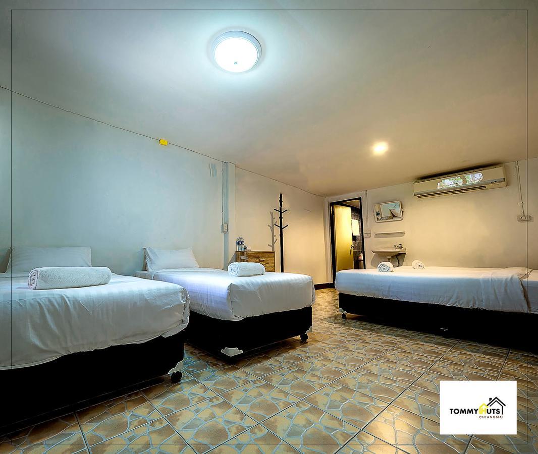 Hotel Tommy Huts Chiang Mai Exterior foto