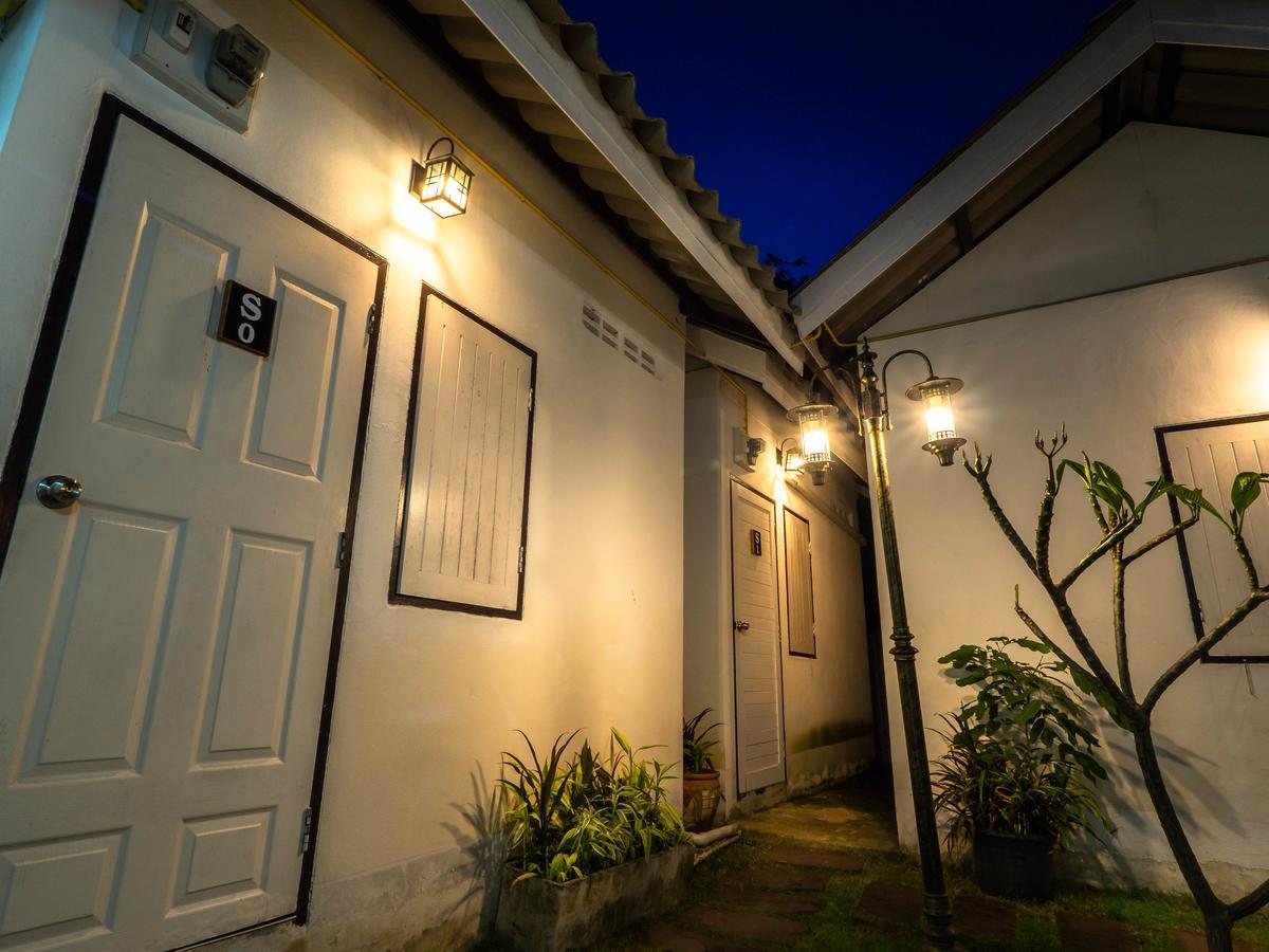 Hotel Tommy Huts Chiang Mai Exterior foto