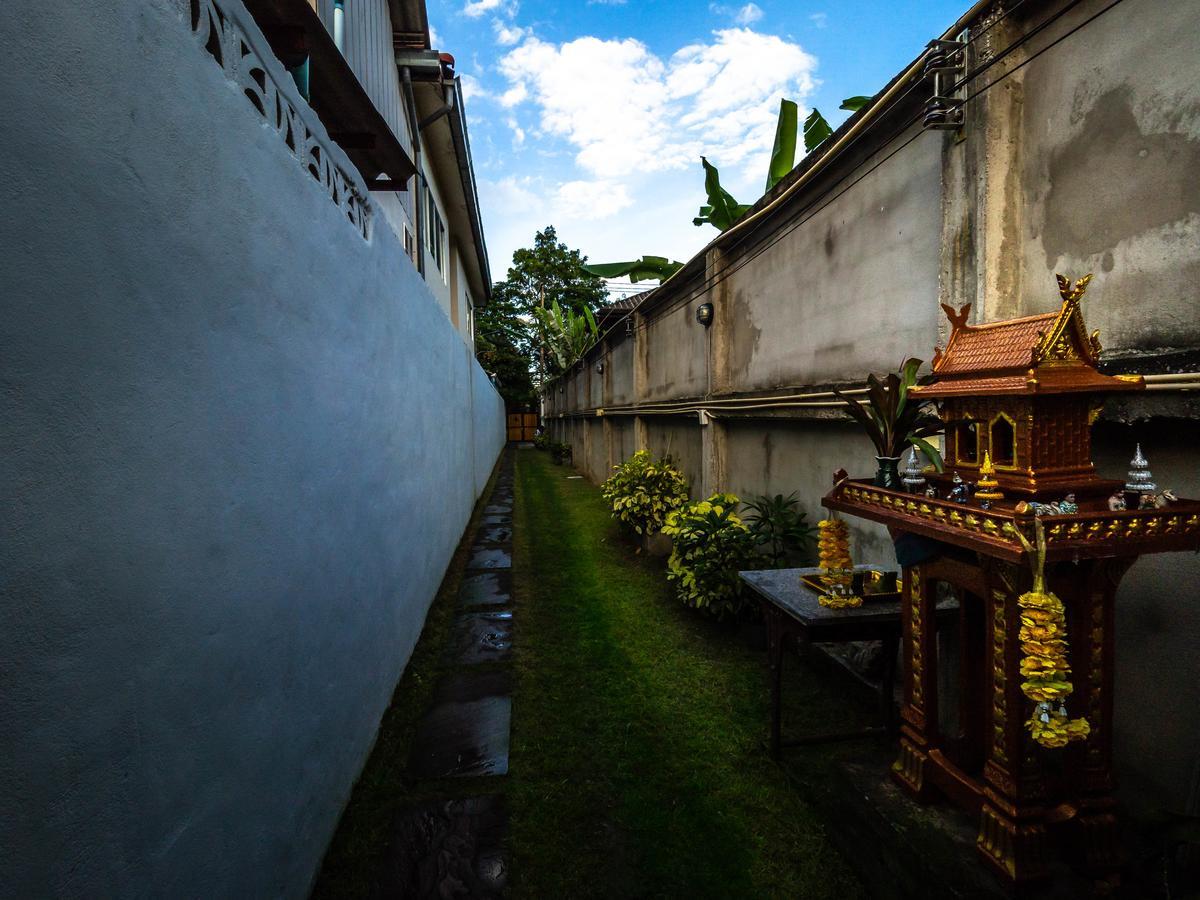 Hotel Tommy Huts Chiang Mai Exterior foto