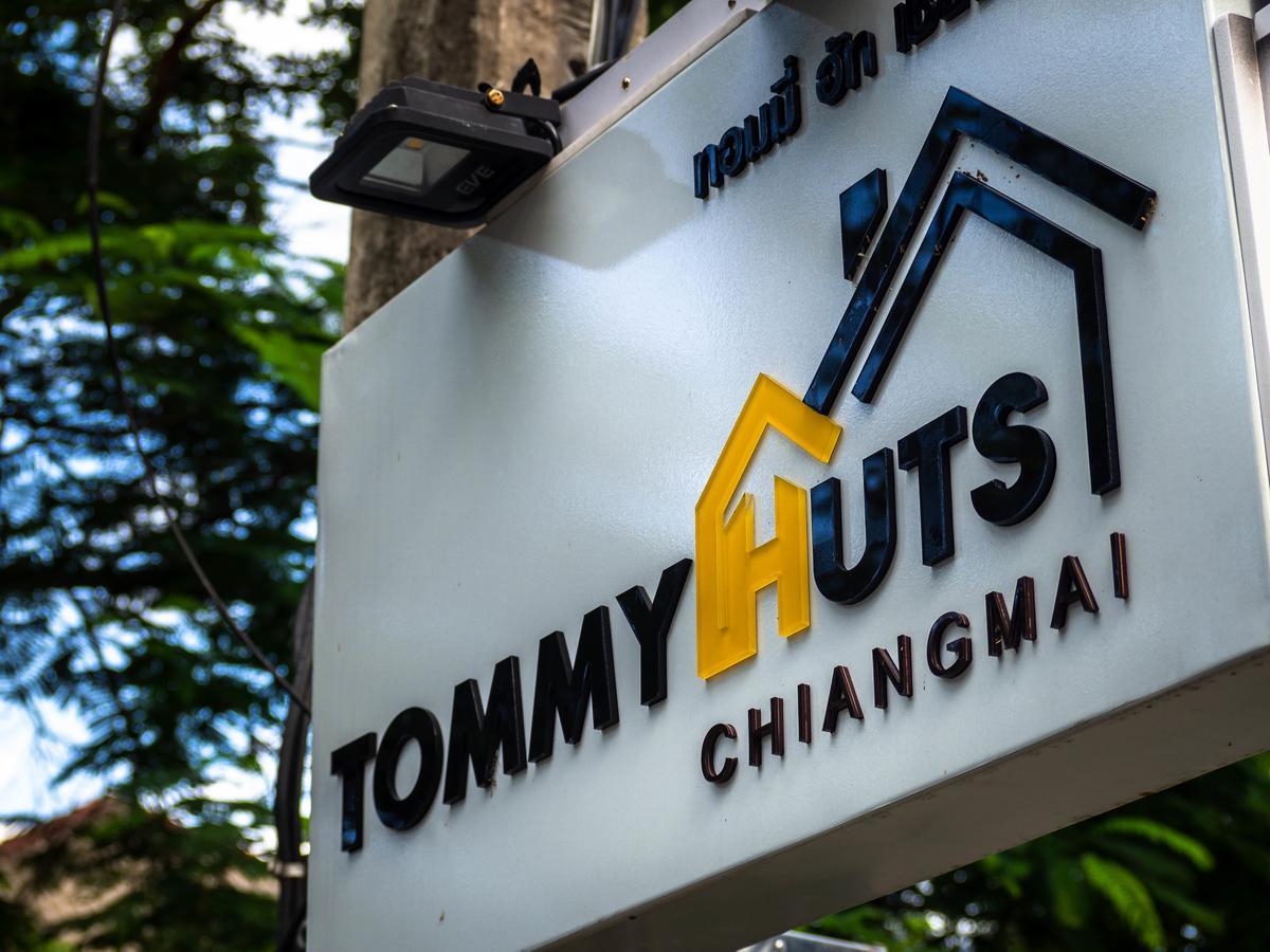 Hotel Tommy Huts Chiang Mai Exterior foto
