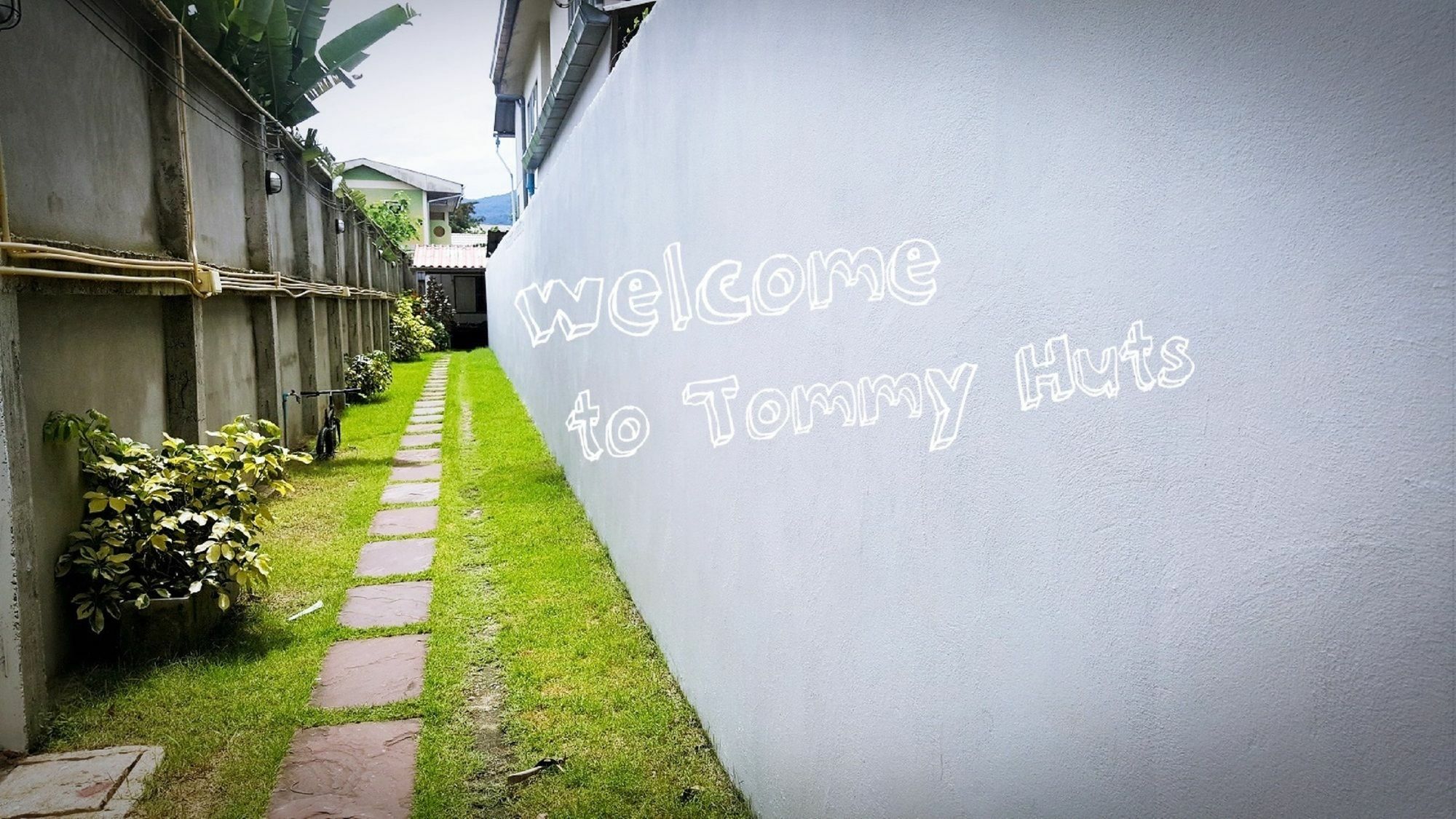 Hotel Tommy Huts Chiang Mai Exterior foto